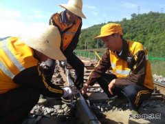 蒲白铁路线上的“道钉”——周震