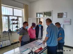 恰库尔图超限检测站开展“信用交通宣传月”活动