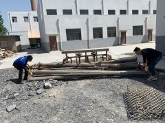 中煤三建二十九处信湖项目部机关后勤人员支援一线保生产