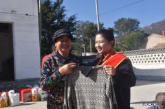 凉城供电分局：节前开展扶贫慰问活动