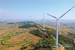 沿海“风电长廊”推动绿色发展