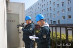 乌兰浩特市供电公司：“双节”如约至 保电进行时