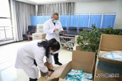 潞宁煤业：硬核福利！免费为职工发放口罩防疫物资储备充足