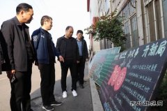 义煤千秋煤矿：党史学习教育板报“画”心声