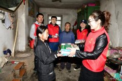 图片新闻：践行初心使命  奋力攻坚克难