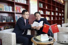 潞宁公司青老党员结对子，相帮互学同进步