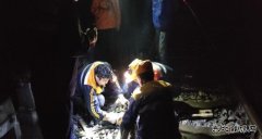 蒲白铁运公司：雨中的天窗点作业