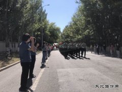 哈巴河执法大队：欢送退役老兵光荣返乡 珍重，老兵！