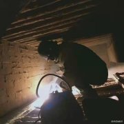 圆形炉门、不进则退