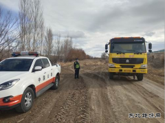 阿勒泰执法支队北屯执法大队：为民办实事 修路解民忧