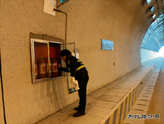 富蕴执法大队：联合多部门开展“节前”公路安全隐患排查