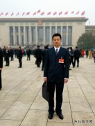 全国人大代表韩振东：重任在肩 激情无限诠释服务永远