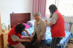 潞安焦化：情系养老院 志愿送温暖