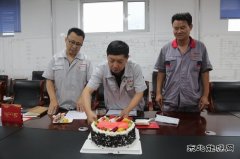 潞安焦化公司组织开展“党员政治生日”活动