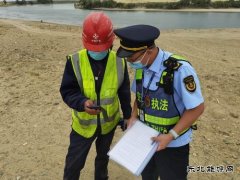 阿勒泰执法支队哈巴河执法大队：党员干部服务“疫”线