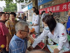 白水马南社区: 健康义诊进小区  贴心服务暖人心