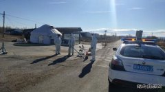 阿勒泰执法支队领导督导公路大修工程项目