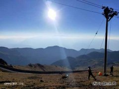 会泽供电局未雨绸缪为大海草山景区冬季保供电做准备