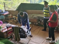 西双版纳支队景洪大队贴心救助桥下“蜗居”的流浪人员