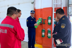 ：Ｖ捶ù蠖涌埂霸し牢 生命至上”消防宣传月系列活动