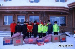 阿勒泰执法支队党委：慰问抢险保通一线执法人员