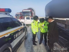 富蕴执法大队：主动高效服务 全力做好大件运输通行保障
