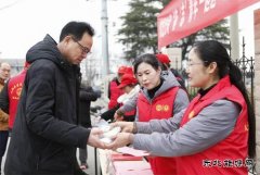 淮北双龙公司：巾帼志愿服务与“雷锋”同行 让“春”满矿区