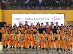 阿勒泰执法支队开展“三八”节情暖环卫女工志愿活动