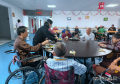 ：Ｖ捶ù蠖：践行雷锋精神，志愿服务我先行