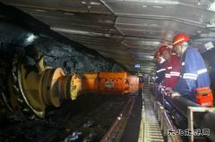 陕西中能煤田：党亚明深入中能袁大滩矿业开展“一通三防”专项检