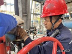 潞安化工煤基清洁完美体育公司大检修背后的“孤勇者们”