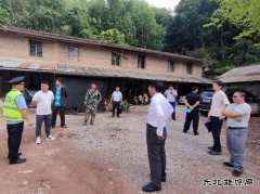 西双版纳支队勐腊大队为企业建设烟花爆竹仓库把选址关