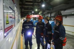 中能袁大滩矿业：砺剑出鞘守防线 巡查小队护安全