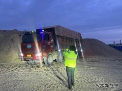 哈巴河执法大队：守护公路安全 超限运输治理在行动