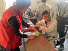 山西潞安焦化有限责任公司：关爱职工健康 温情测量血压