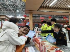 哈巴河执法大队：“法治年货”添年味，普法宣传迎新春