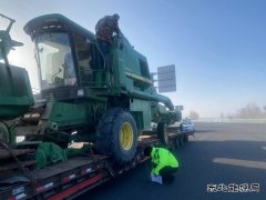 ：Ｖ捶ù蠖樱貉习汛蠹运输“核查关”筑牢公路安全“防护堤”