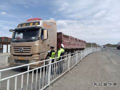 吉木乃执法大队路警联动显成效 重拳治超护安全