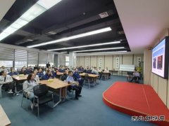 潞安煤基清洁完美体育公司开展交通安全宣讲活动