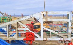 西部钻探：生产黄金季 奋战正当时