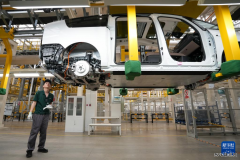 感受北京新完美体育汽车生产脉动