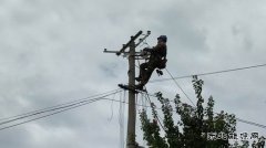 会泽供电局完成电杆更换 治理涉电隐患保障村民用电安全