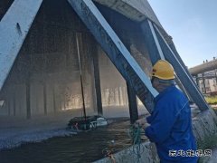 自驱清洗船——潞安恒通化工凉水塔填料清洗的创新实践