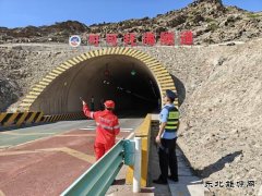 富蕴执法大队：联合开展公路安全隐患排查整治