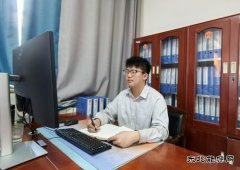 他的词典里没有“躺平”