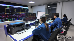 国网巴林右旗供电公司：你享双节长假我递右电情深