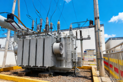 柠条塔矿业公司：变压器里外大翻新！运行稳了