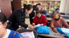 哈巴河执法大队开展法律法规“进社区”活动